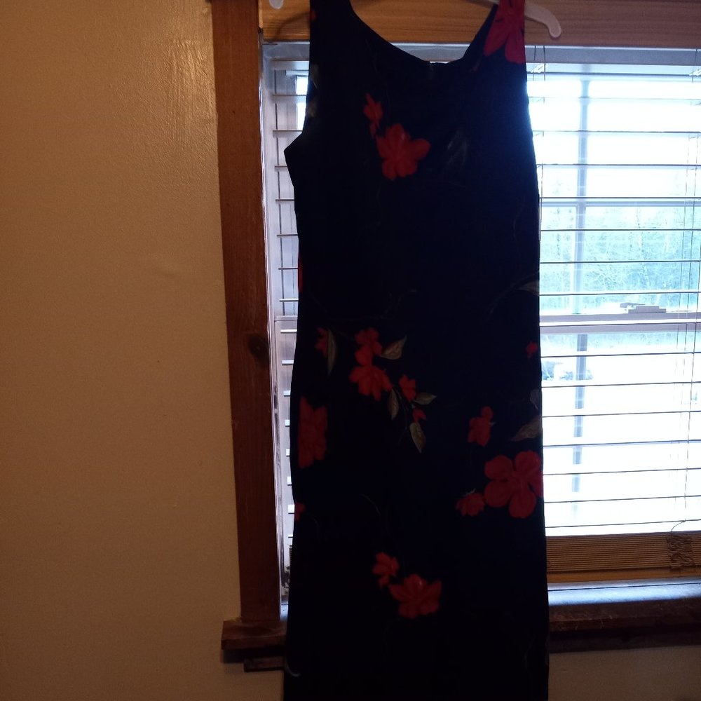 Studio 1 black and red floral dress